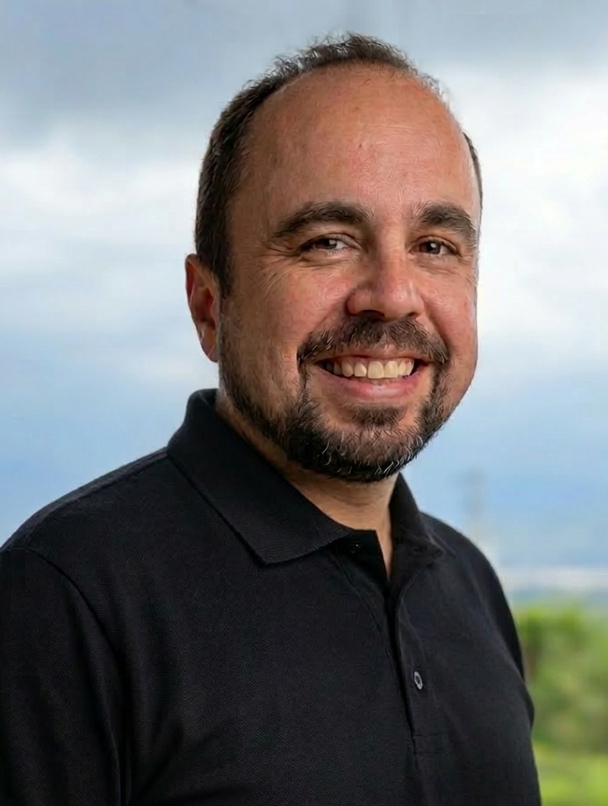 Fernando J. Andrade